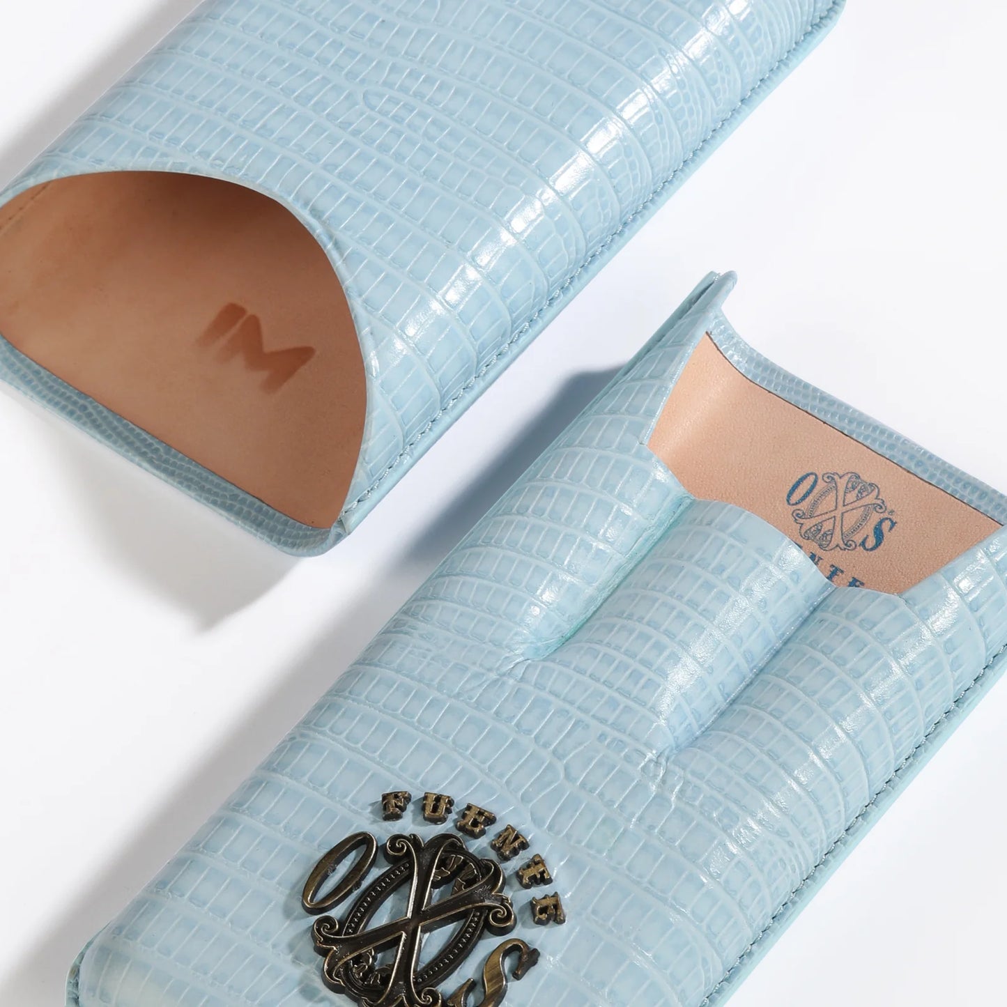 Opus X SPANISH TEJU LEATHER CIGAR CASES Light Blue