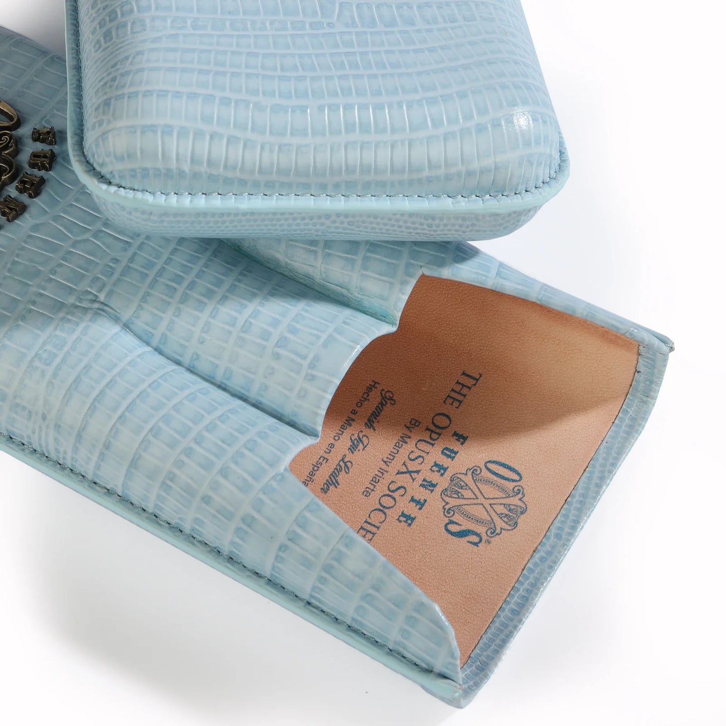 Opus X SPANISH TEJU LEATHER CIGAR CASES Light Blue